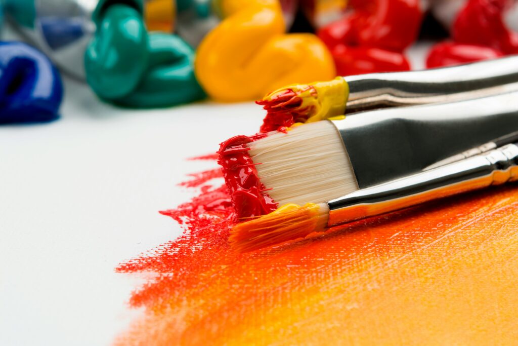 A phyoto of paint brush